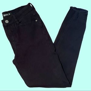 NWOT XOXO Distressed High-Waisted Skinny Jeans